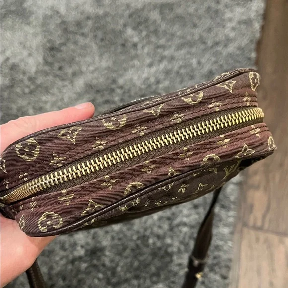 Louis Vuitton Monogram Brown Denim Crossbody Bag - Picture 8 of 14